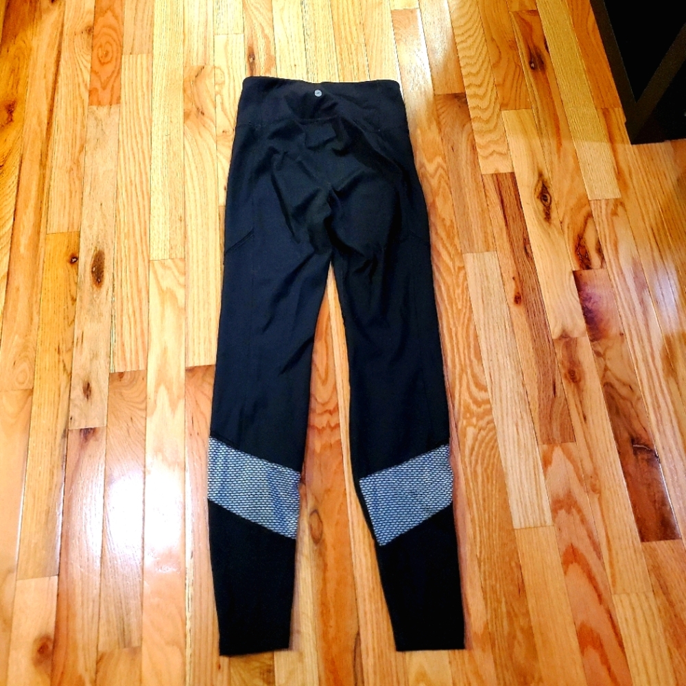 LIKE NEW Print Leggings